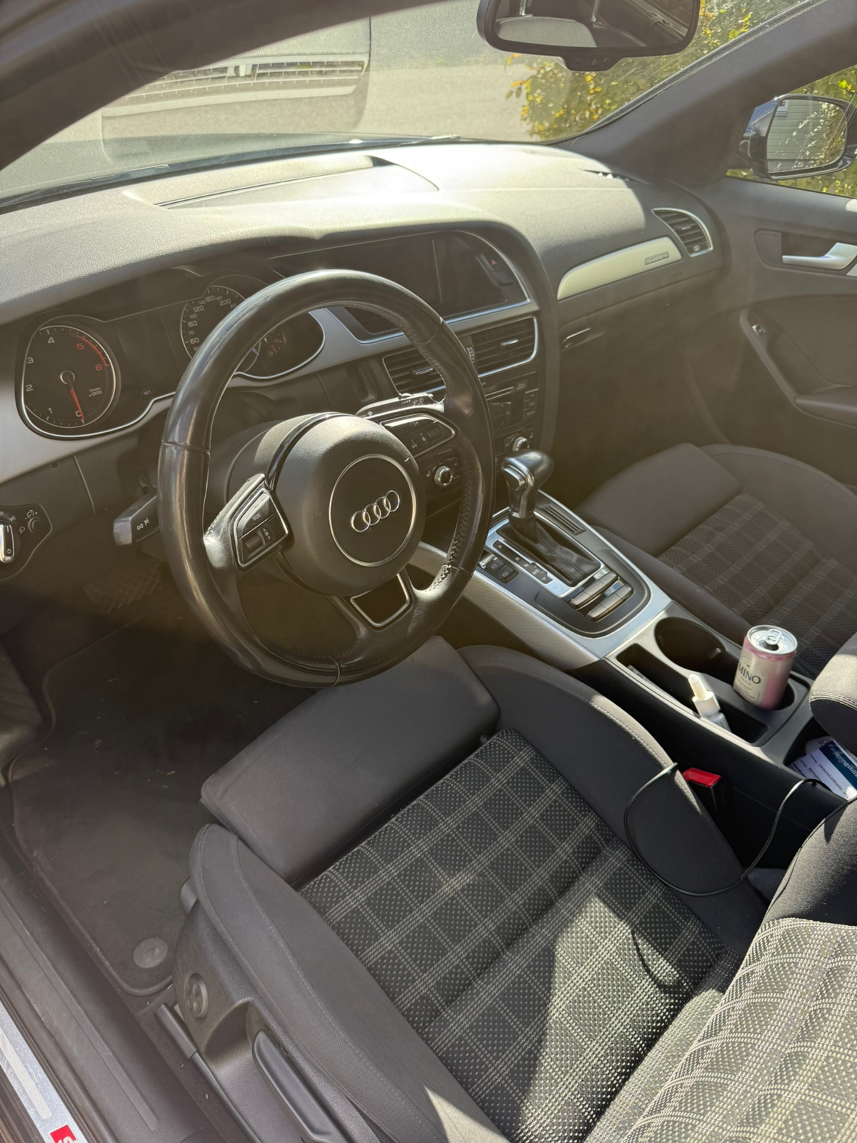 Audi A4 2014, kuva 7/7