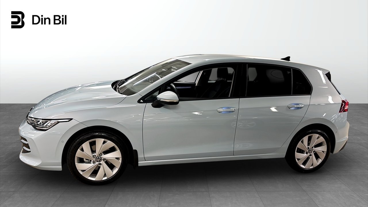 Volkswagen Golf 2025, bild 2/10