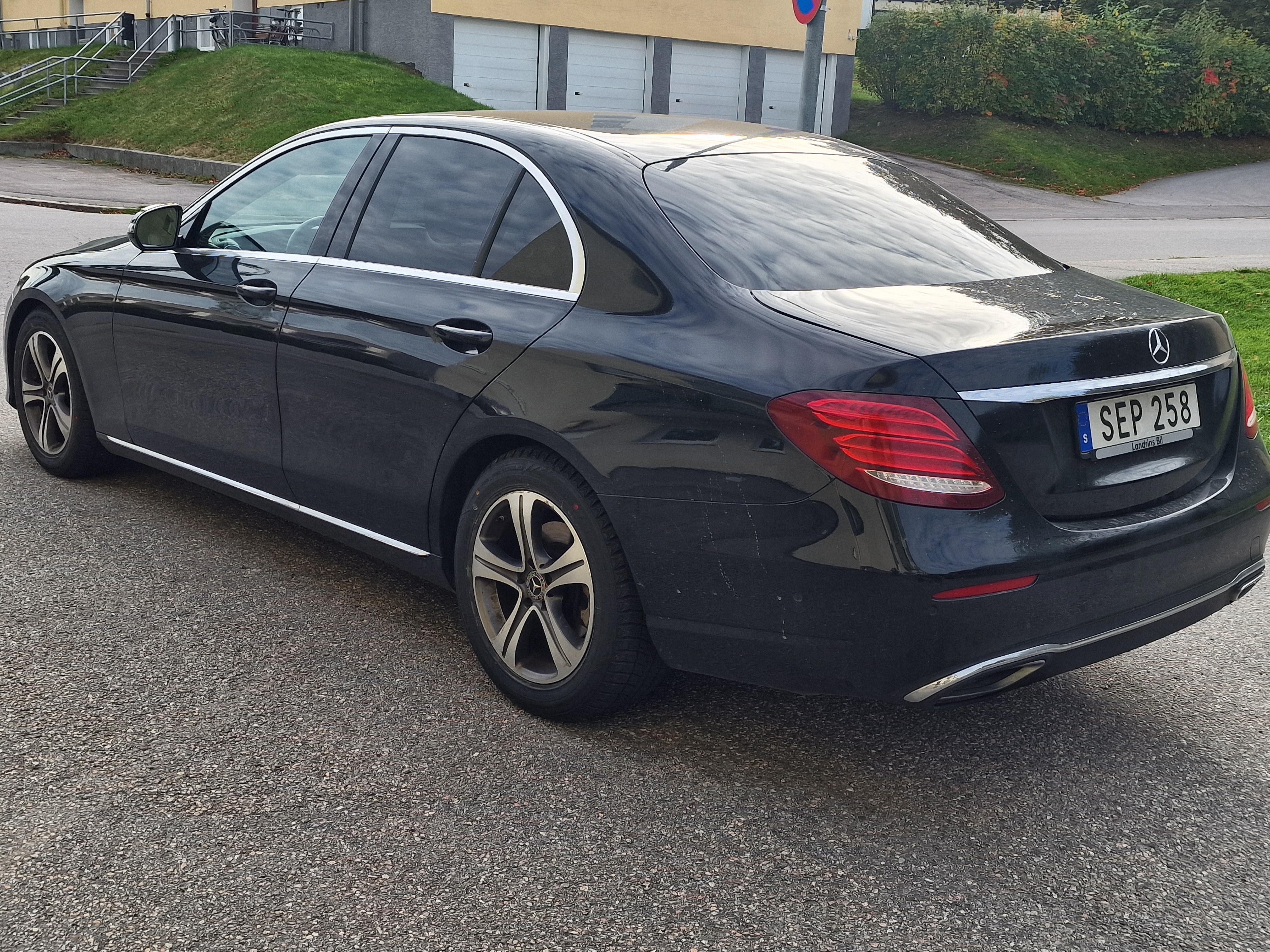 Mercedes-Benz E 220 d 9G-Tronic 2018, bild 3/10