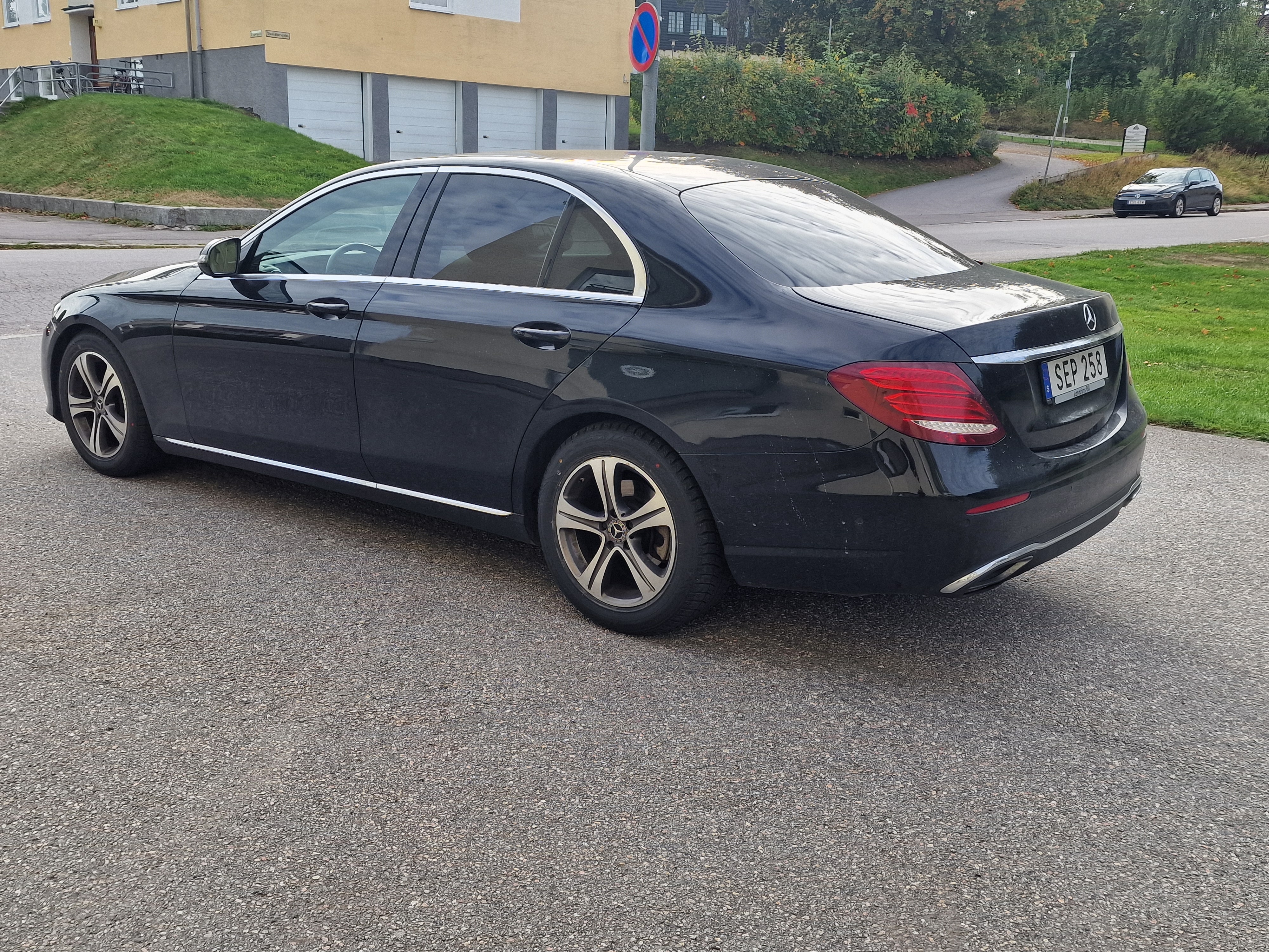 Mercedes-Benz E 220 d 9G-Tronic 2018, bild 2/10