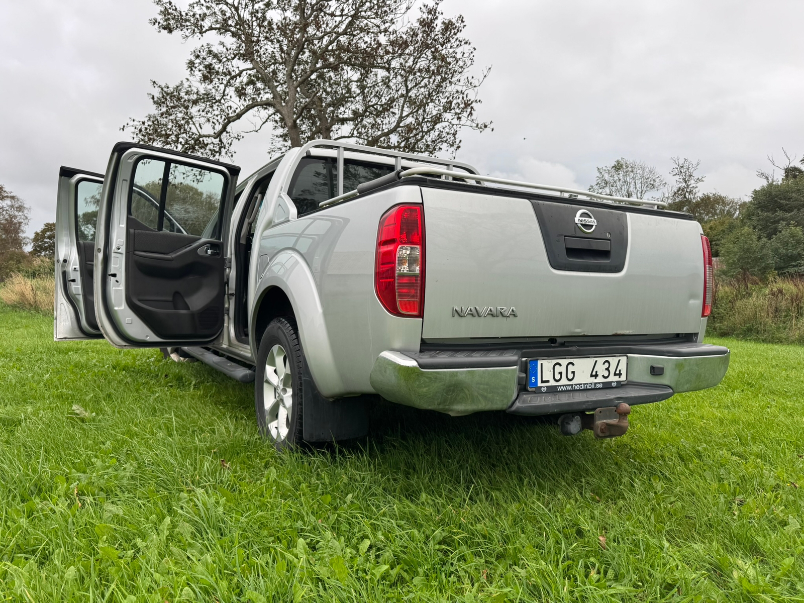 Nissan Navara 2013, bild 4/5