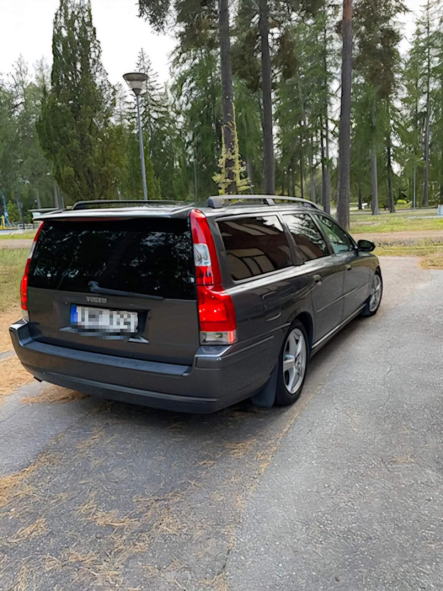 Volvo V70 2.4 Automatisk 2008, bild 2/8