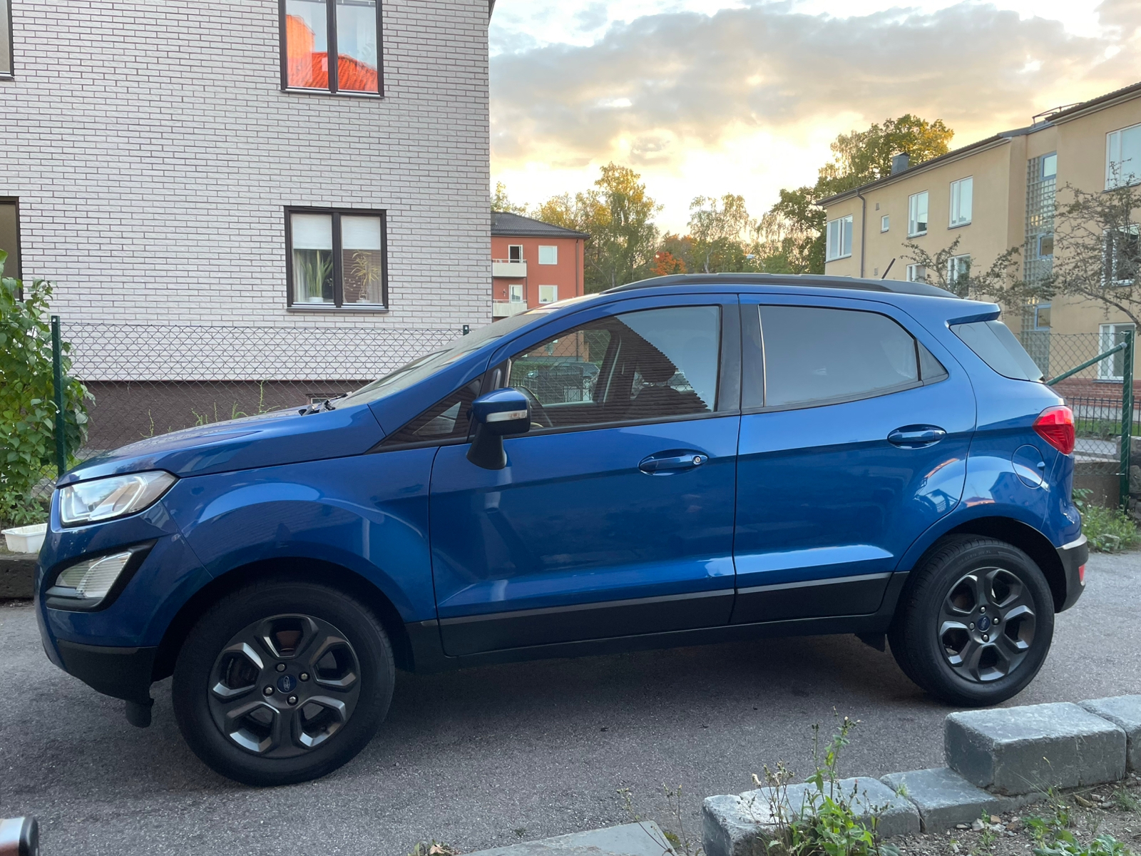 Ford Ecosport 1.0 EcoBoost Manuell 2018, bild 2/10