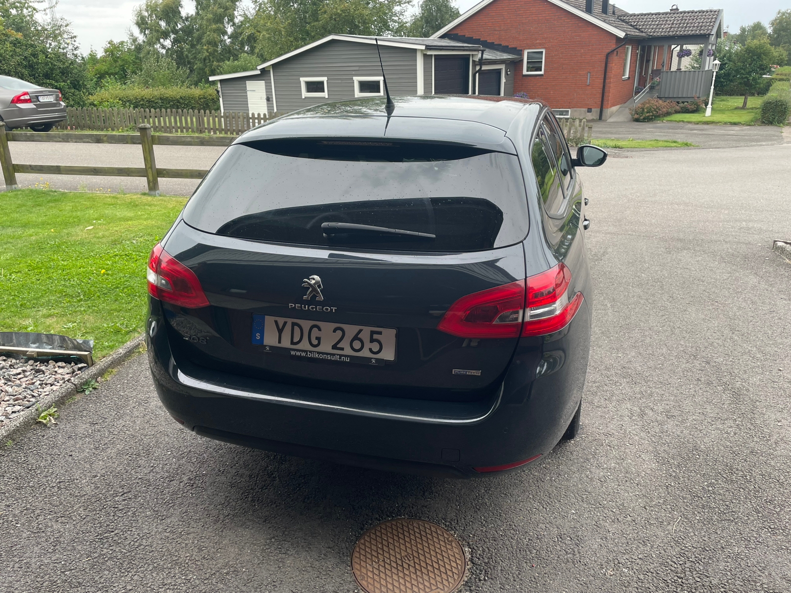 Peugeot 308 SW 1.2 PureTech 110 Manuell 2016, bild 4/7