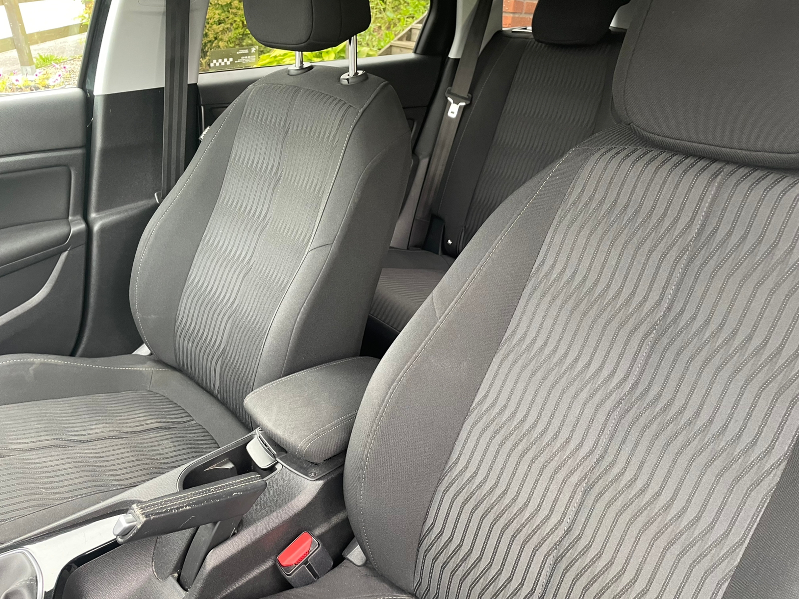Peugeot 308 SW 1.2 PureTech 110 Manuell 2016, bild 7/7