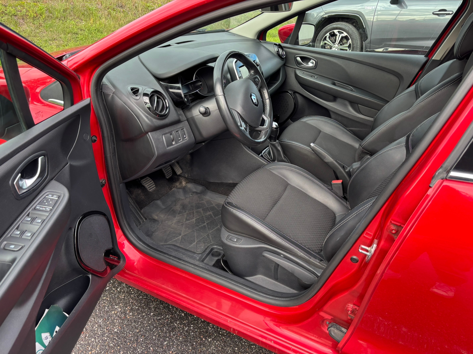 Renault Clio 2017, kuva 6/10