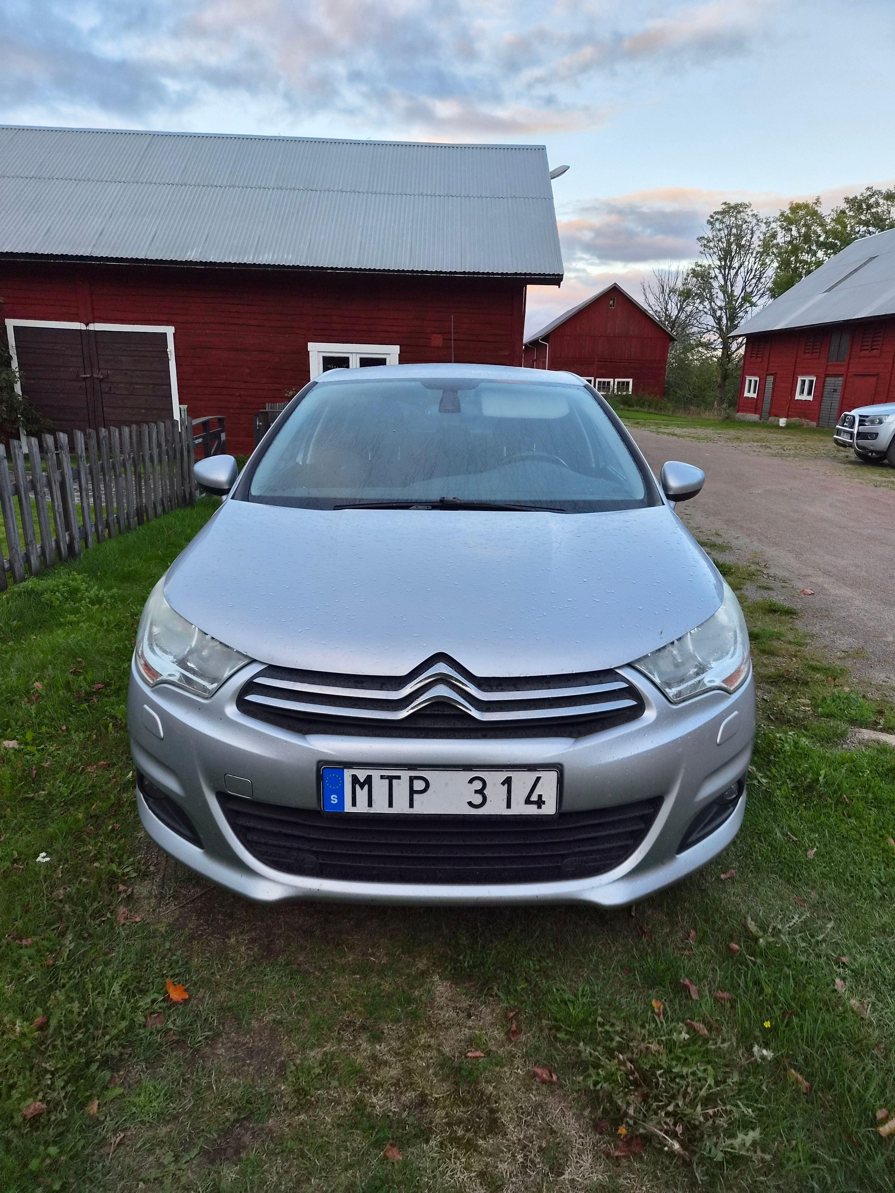 Citroen C4 1.6 e-HDi Airdream EGS 2012, kuva 2/5