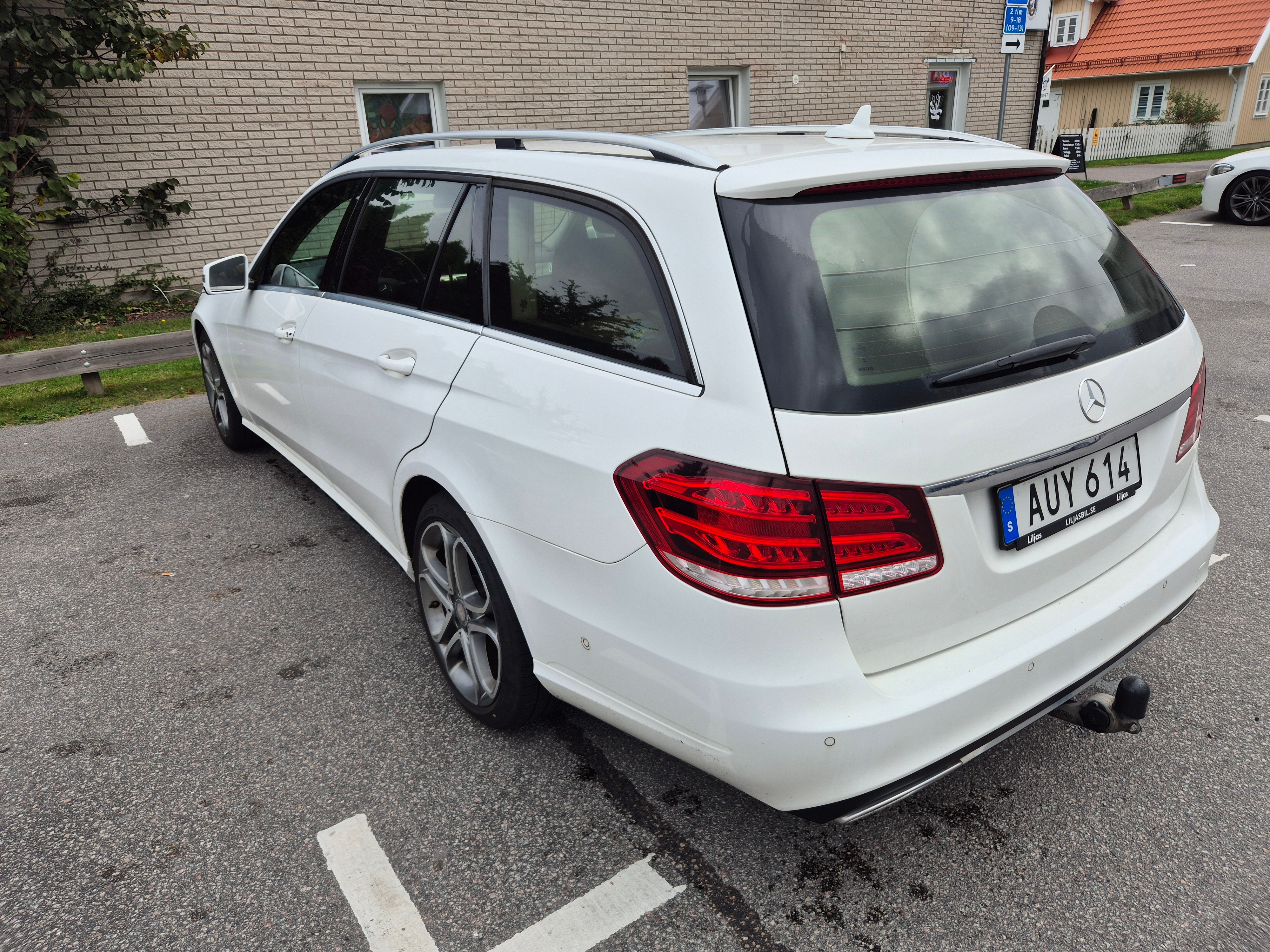 Mercedes-Benz E 220 T BlueTEC 9G-Tronic 2015, kuva 5/8
