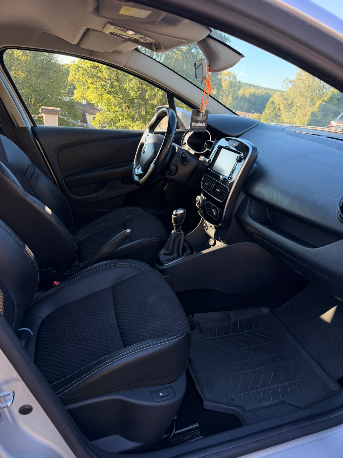 Renault Clio 0.9 TCe Manuell 2017, bild 7/8
