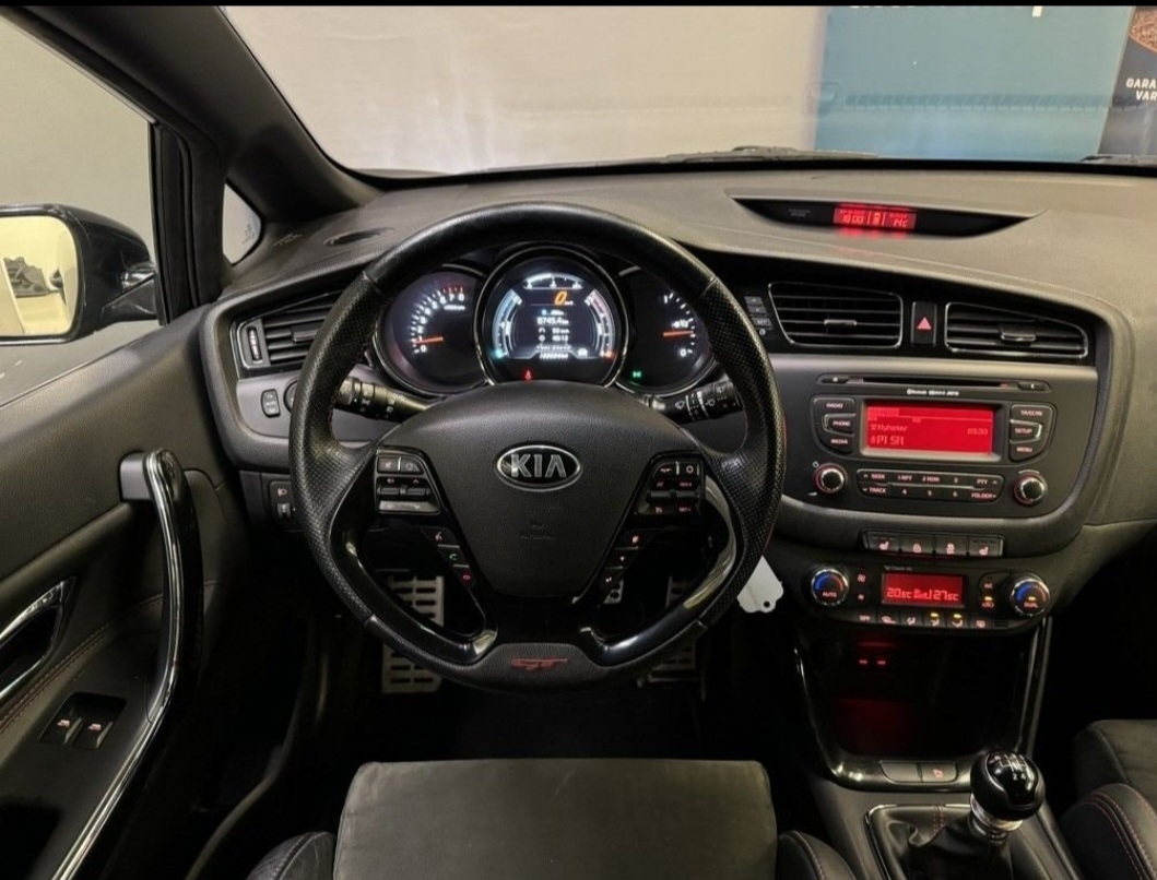 Kia ProCeed pro_ceed GT 1.6 GDI Manuell 2014, bild 4/6