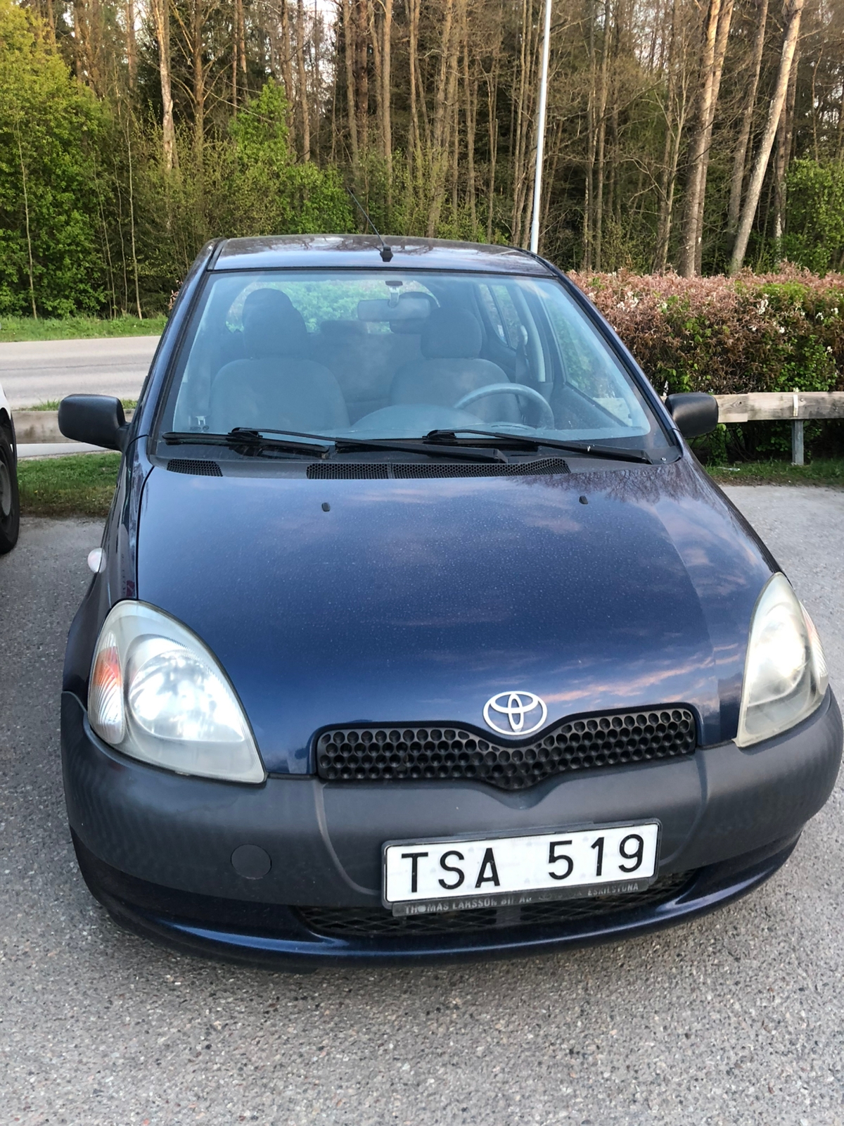 Toyota Yaris 5-dörrar 1.0 VVT-i Manuell 2002, kuva 4/9