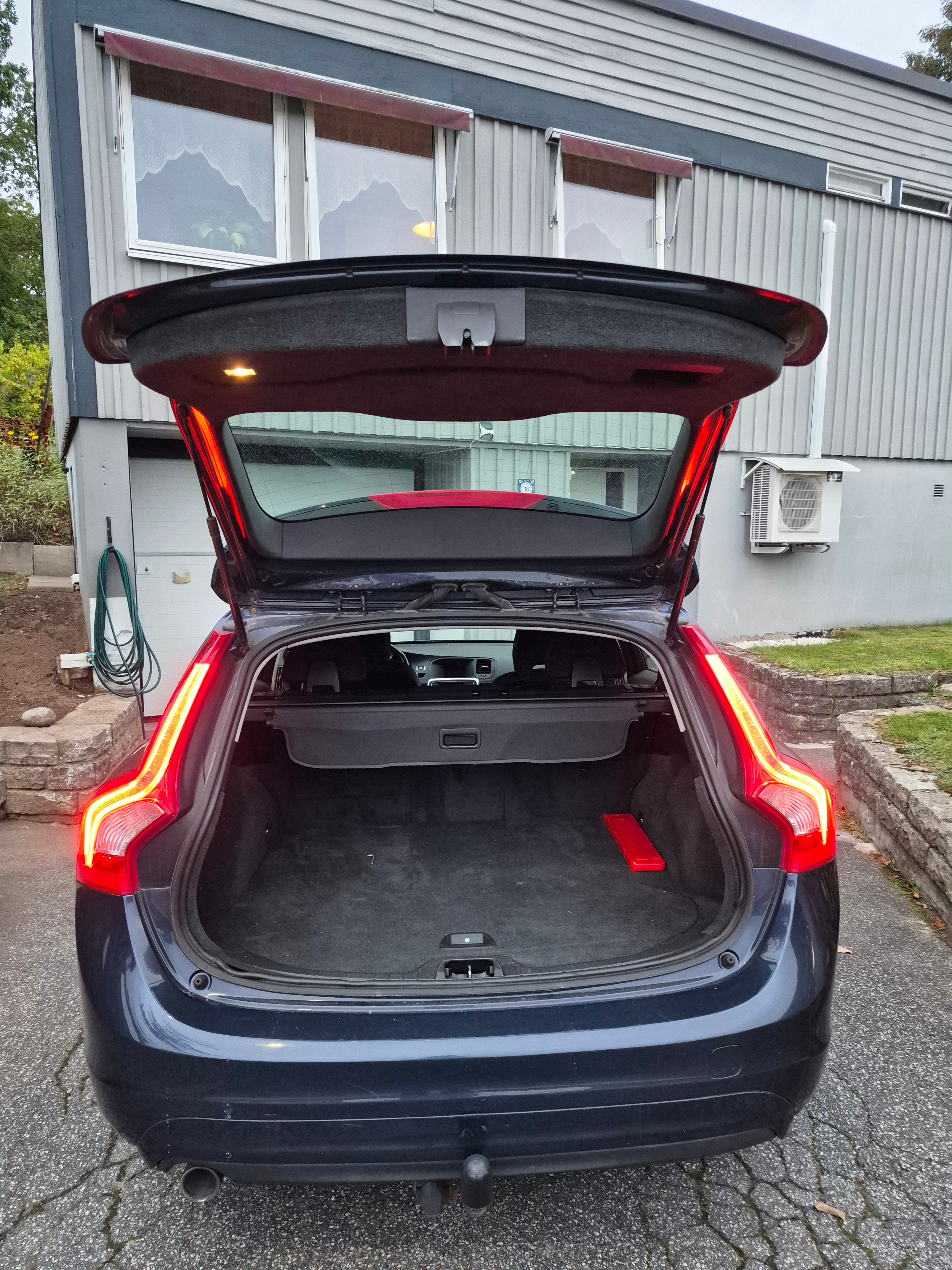 Volvo V60 D2 Manuell 2014, bild 4/5