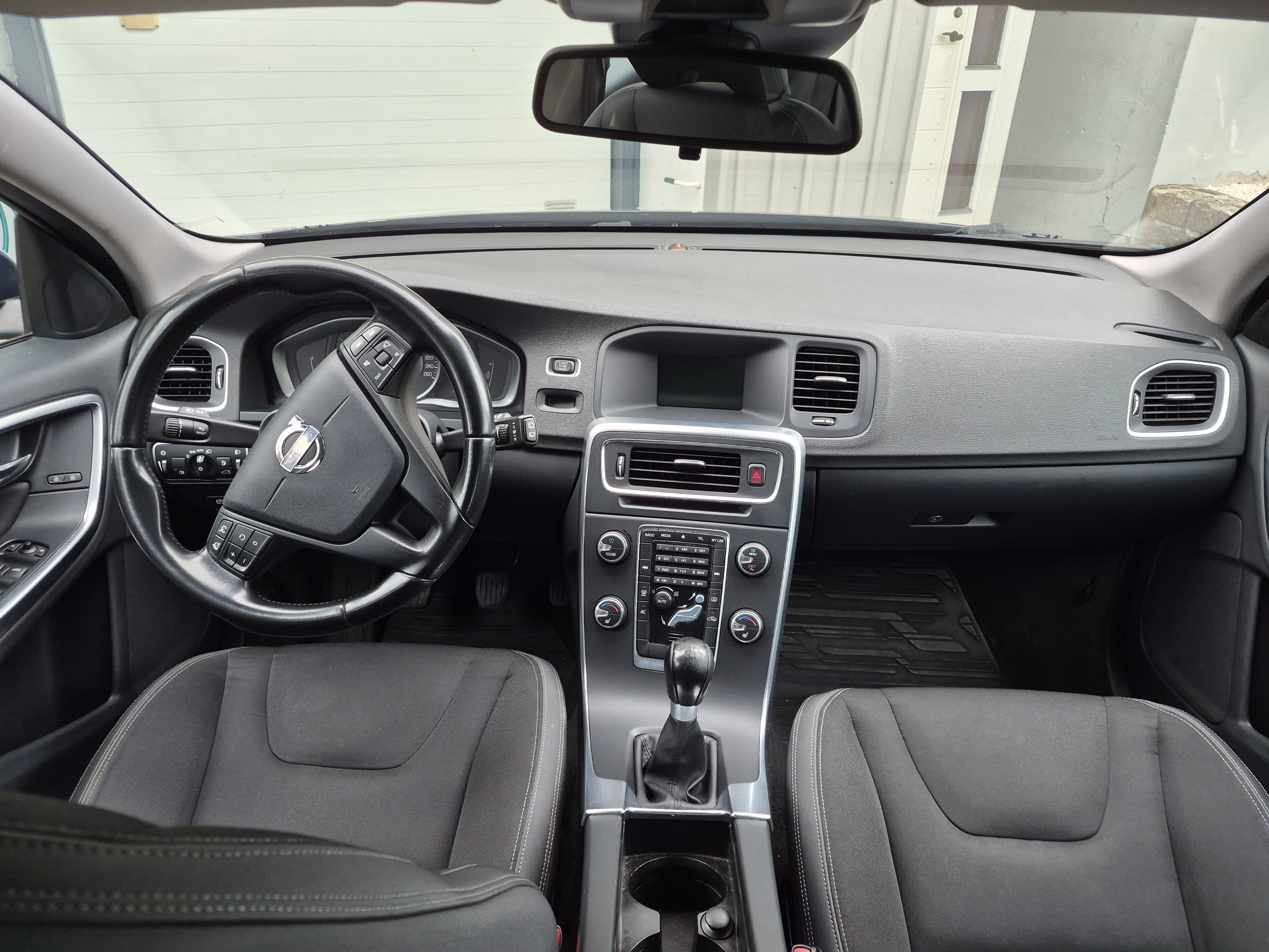 Volvo V60 D2 Manuell 2014, bild 3/5
