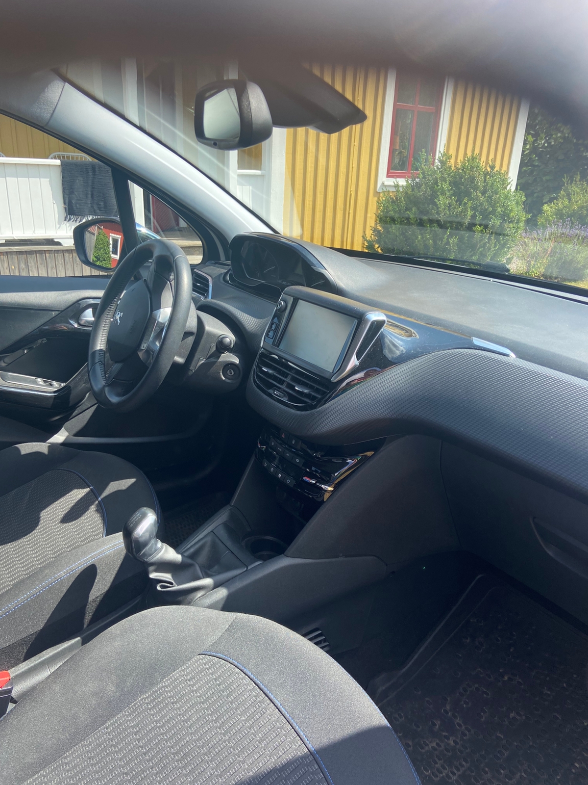 Peugeot 208 2017, bild 5/5