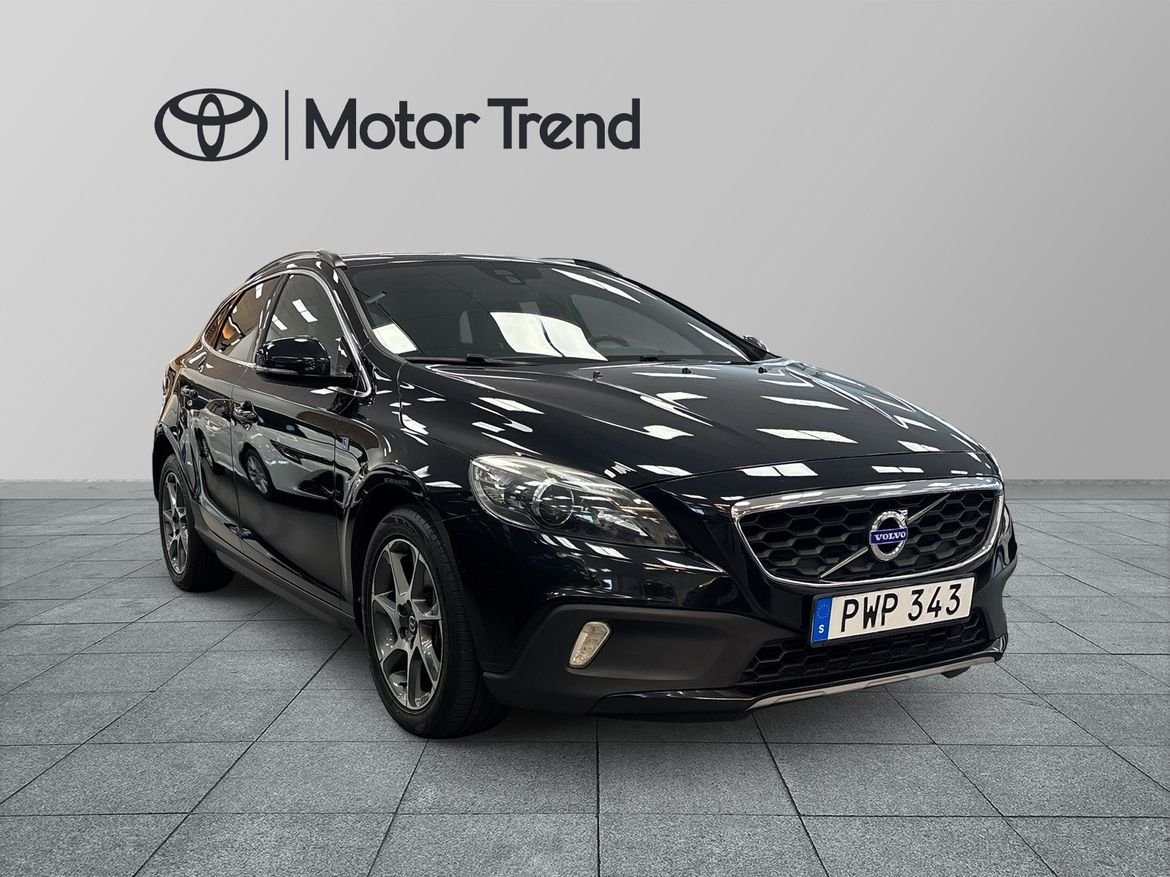 Volvo V40 Cross Country 2015, photo 6/10