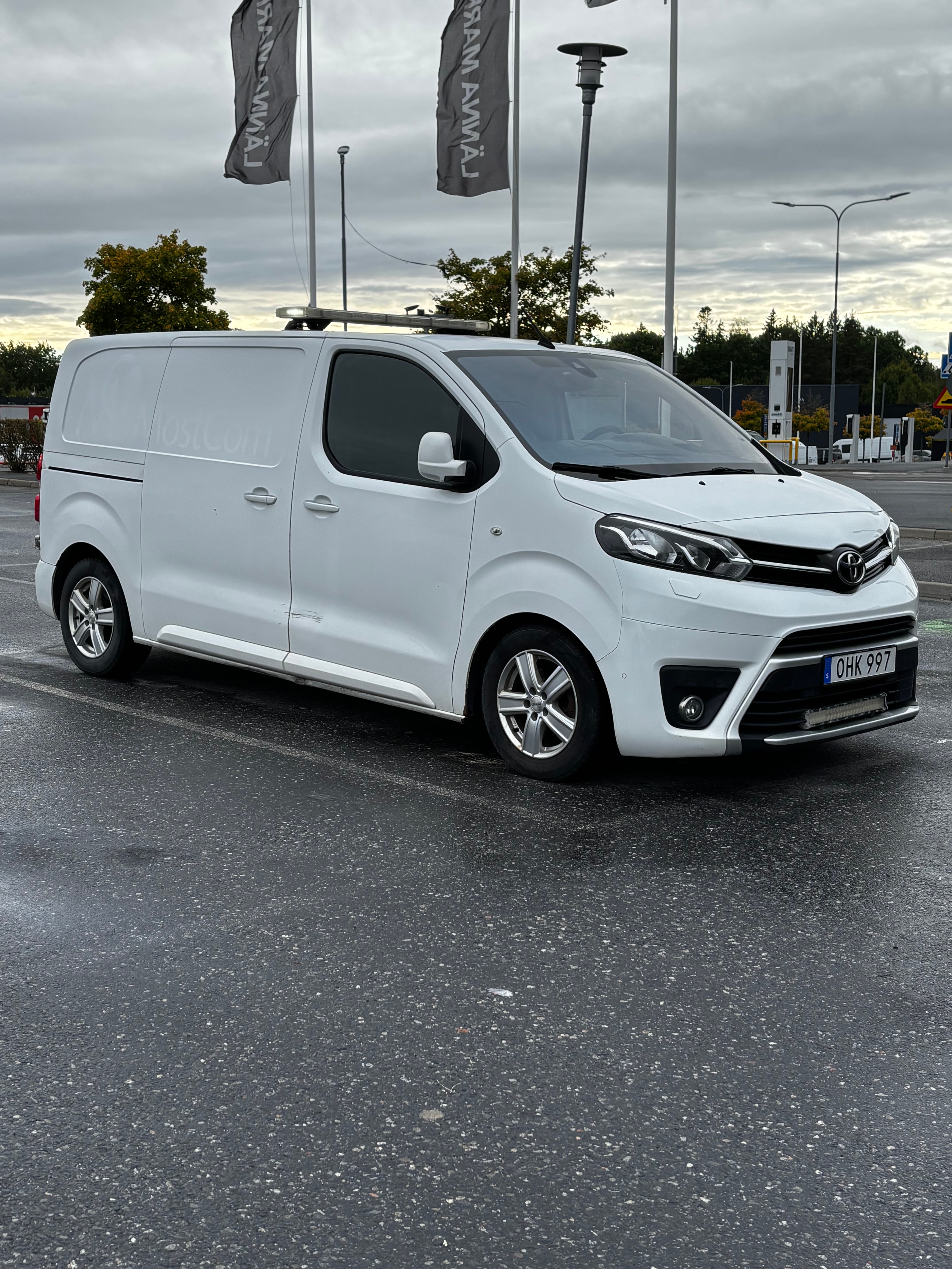 Toyota Proace 1.6 D-4D Manuell 2016, kuva 3/10