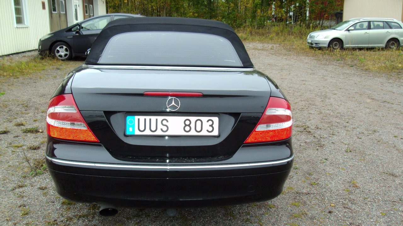 Mercedes-Benz CLK 2004, photo 4/10