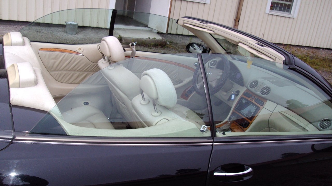 Mercedes-Benz CLK 2004, photo 6/10
