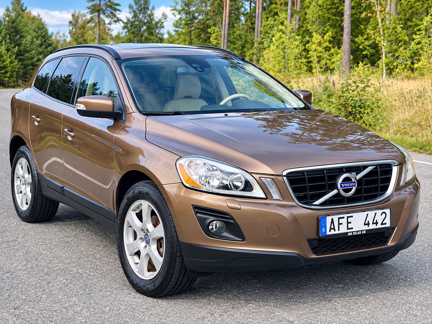 Volvo XC60 2.4D Geartronic 2010, bild 3/10