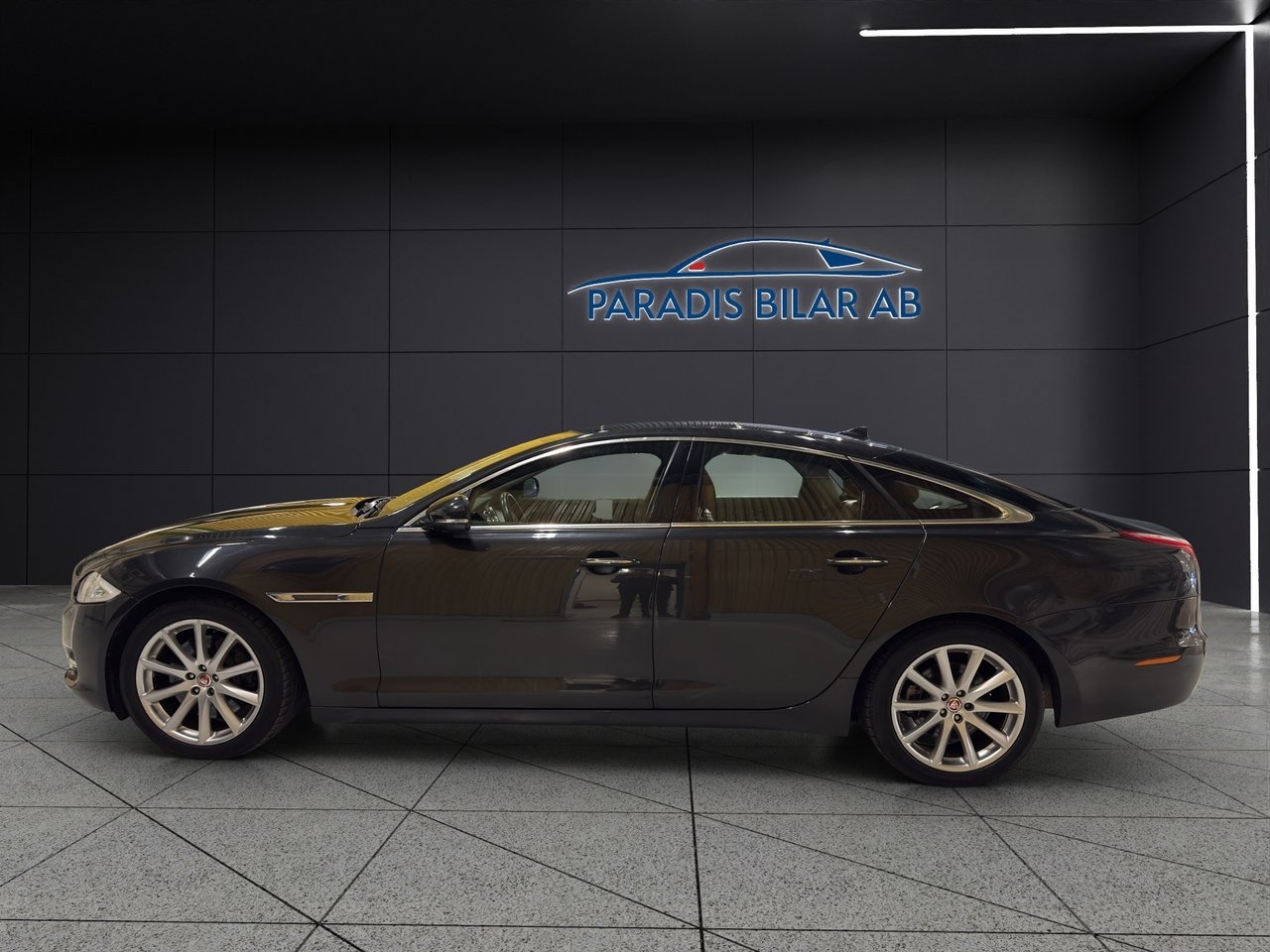 Jaguar XJ 3.0 V6 Premium Luxury 2014, bild 2/10