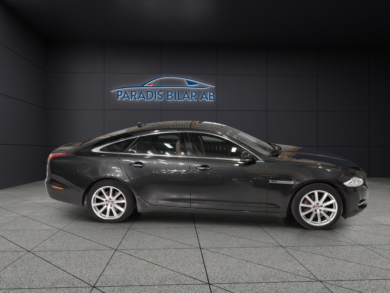 Jaguar XJ 3.0 V6 Premium Luxury 2014, bild 6/10