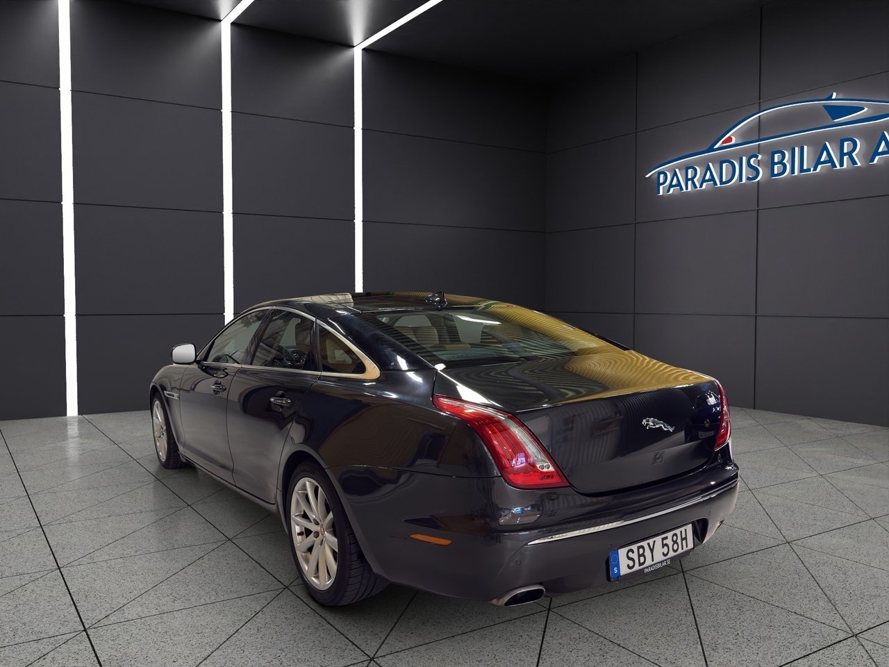 Jaguar XJ 3.0 V6 Premium Luxury 2014, bild 3/10