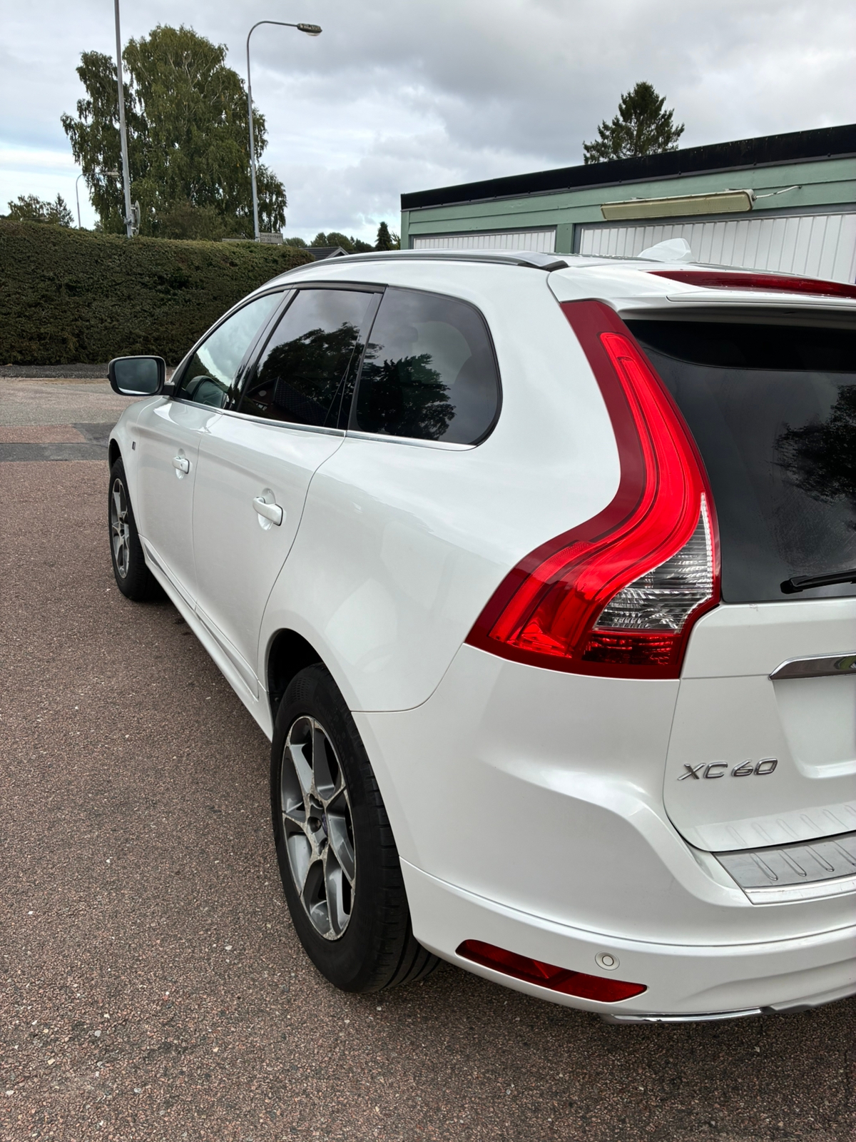 Volvo XC60 D4 Geartronic 2016, bild 3/8