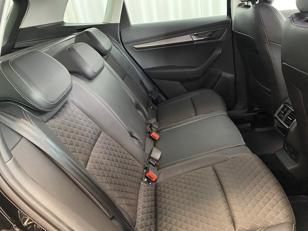 Skoda Karoq 2018, bild 6/10