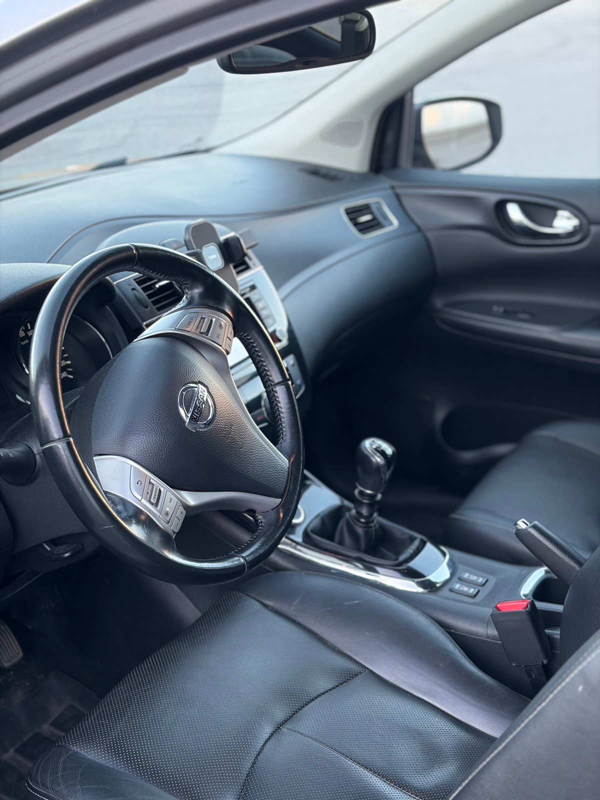 Nissan Pulsar 1.5 dCi Manuell 2015, bild 4/6