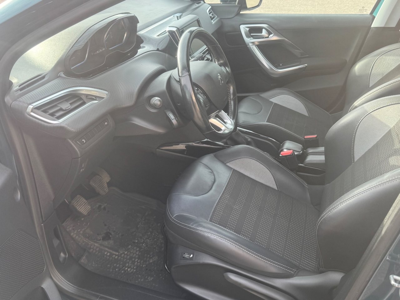 Peugeot 2008 2018, bild 7/10