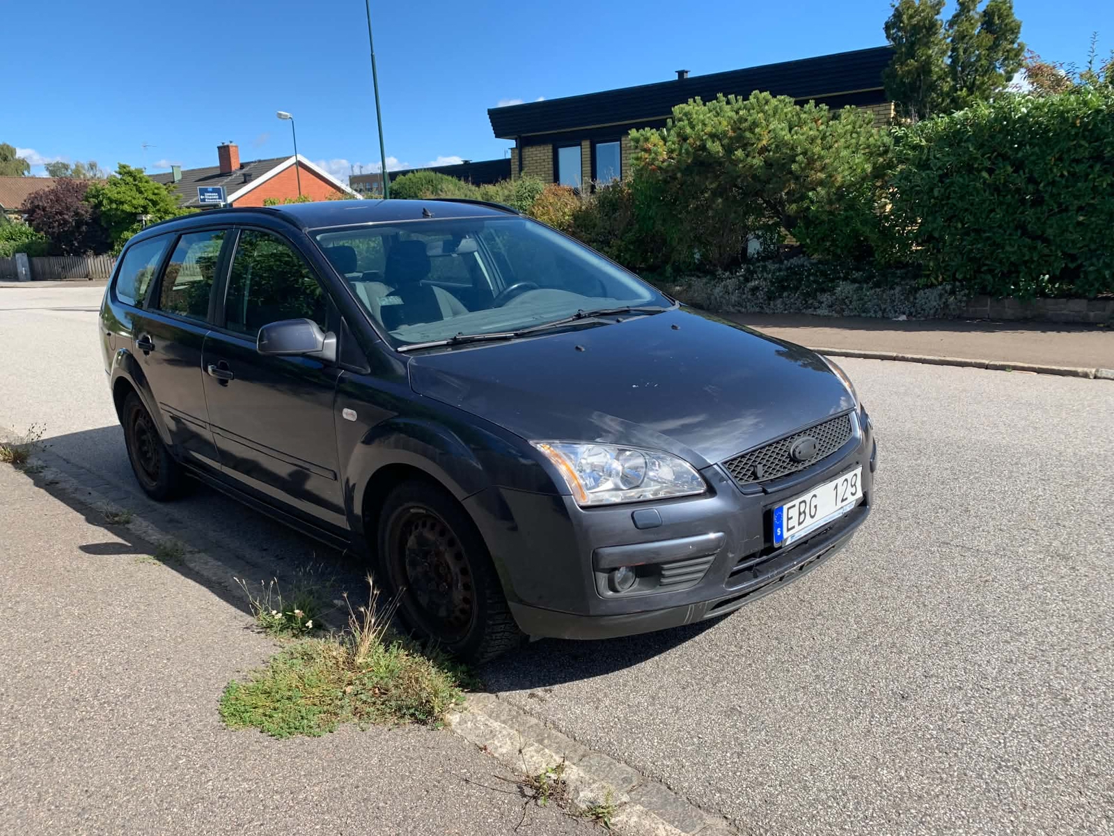 Ford Focus Kombi 1.8 Flexifuel Manuell 2008, kuva 3/4