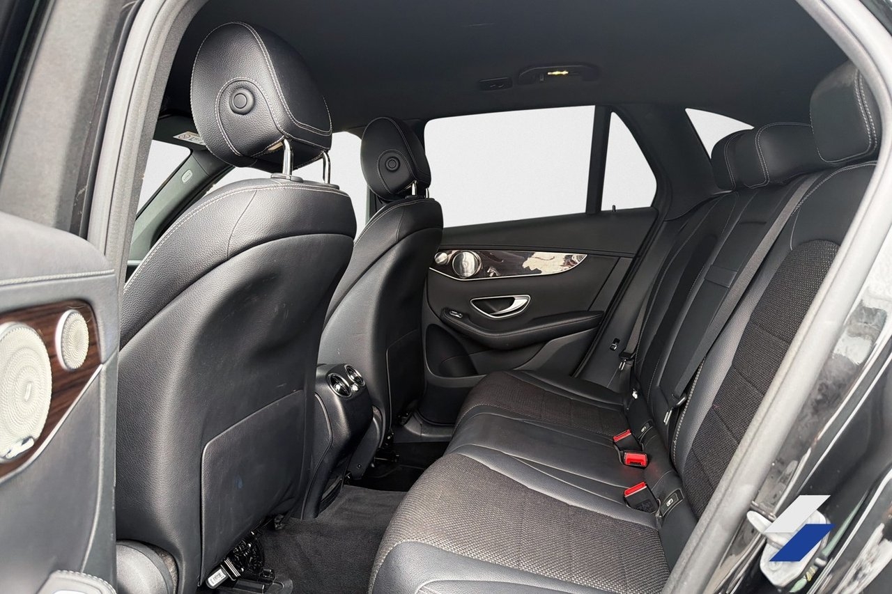 Mercedes-Benz GLC 2016, bild 6/8