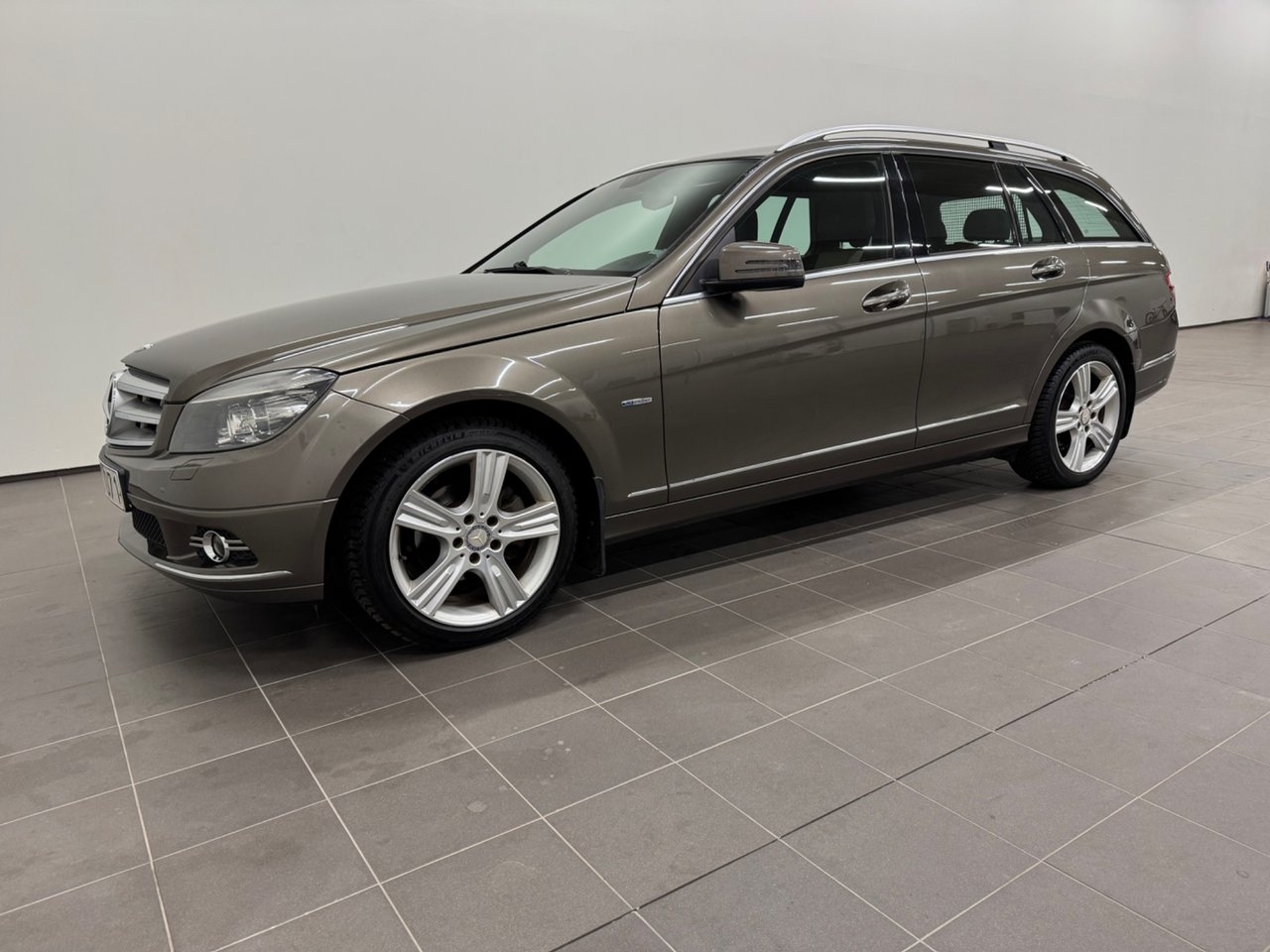 Mercedes-Benz C 2010, bild 6/10