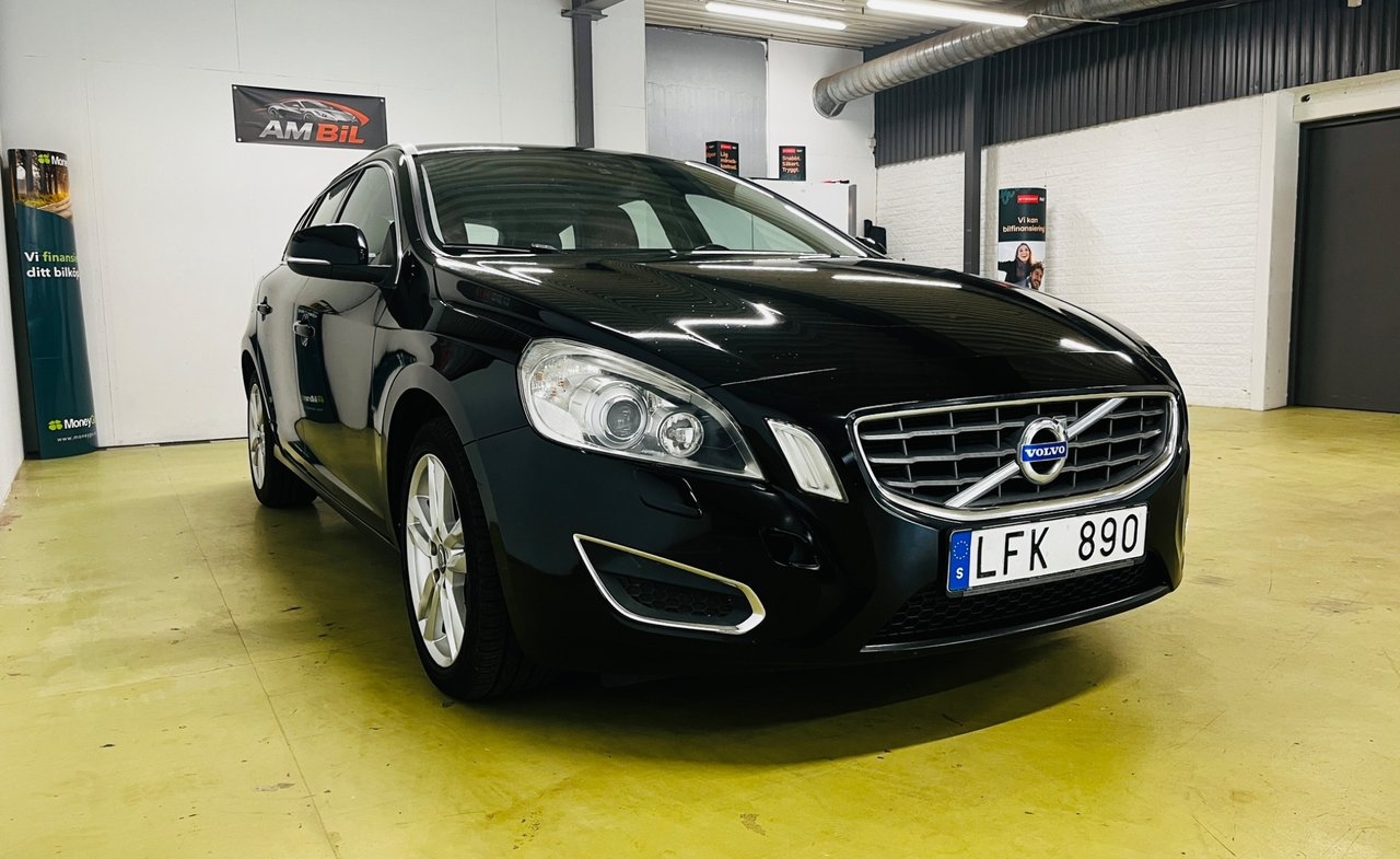 Volvo V60 D3 Geartronic Summum Euro 5 2011, bild 5/10