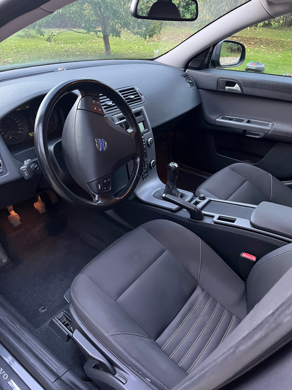 Volvo V50 D2 Manuell 2011, bild 4/9