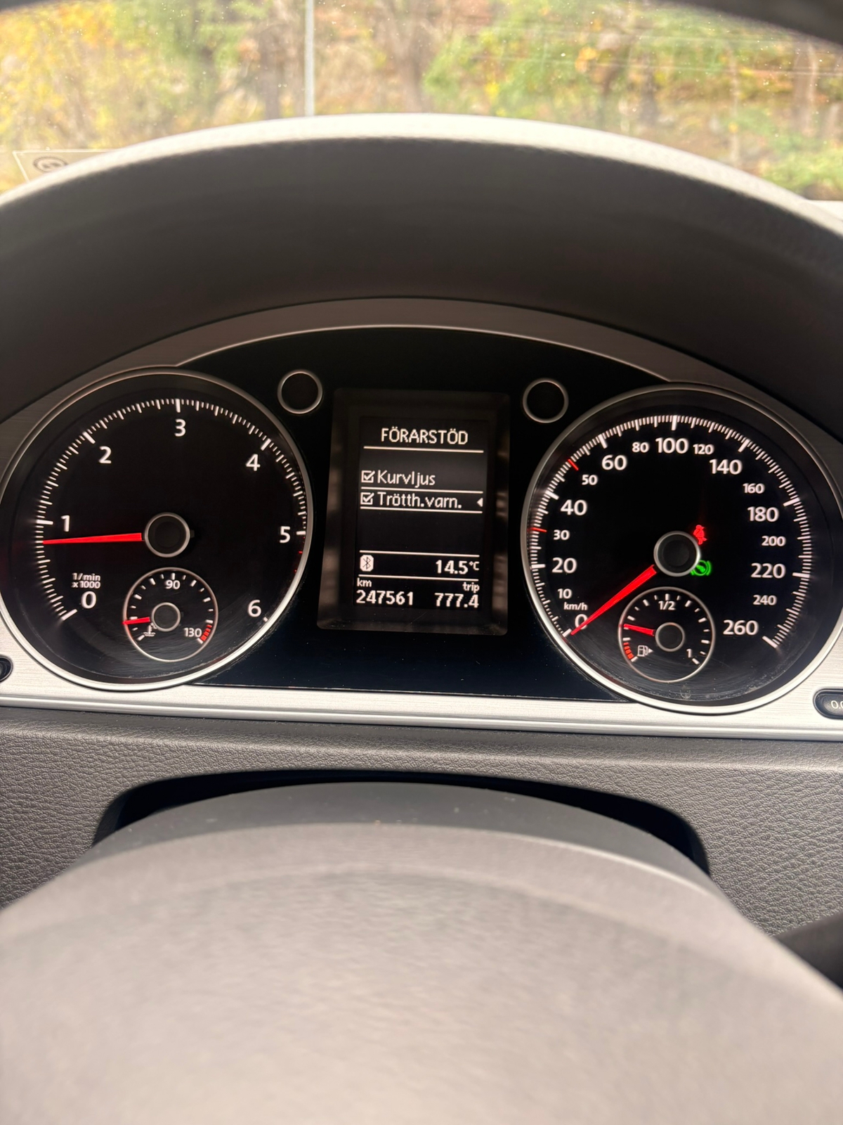 Volkswagen Passat 2013, bild 5/10