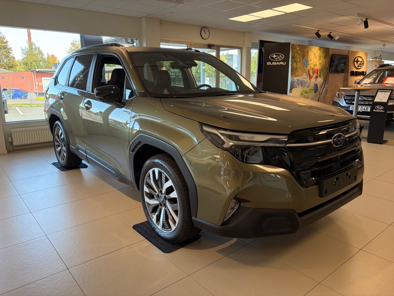 Subaru Forester e-Boxer Limited 2026, bild 4/10