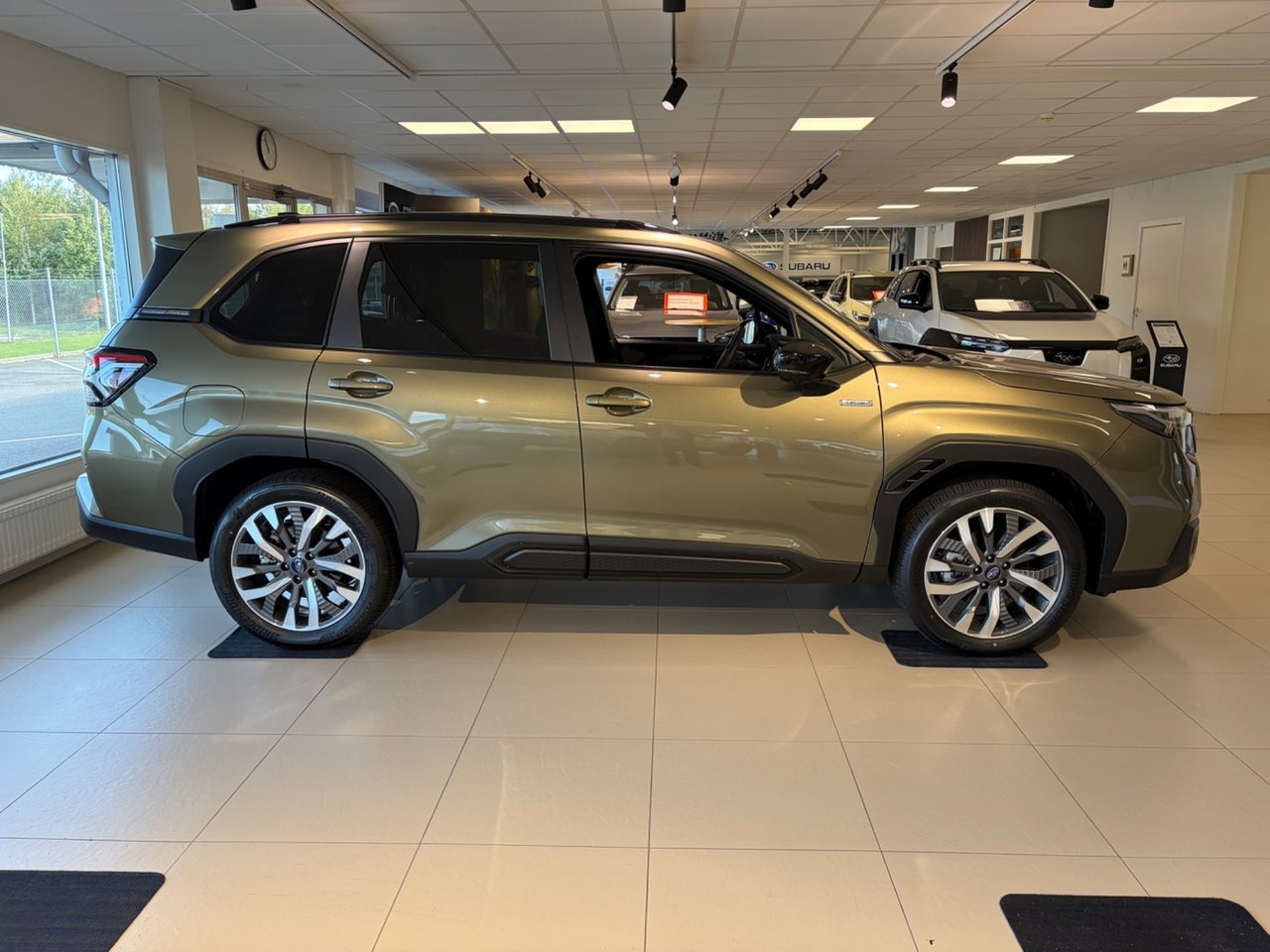 Subaru Forester e-Boxer Limited 2026, bild 3/10