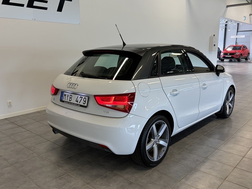 Audi A1 1.6 TDI 105hk Proline 2013, bild 4/10