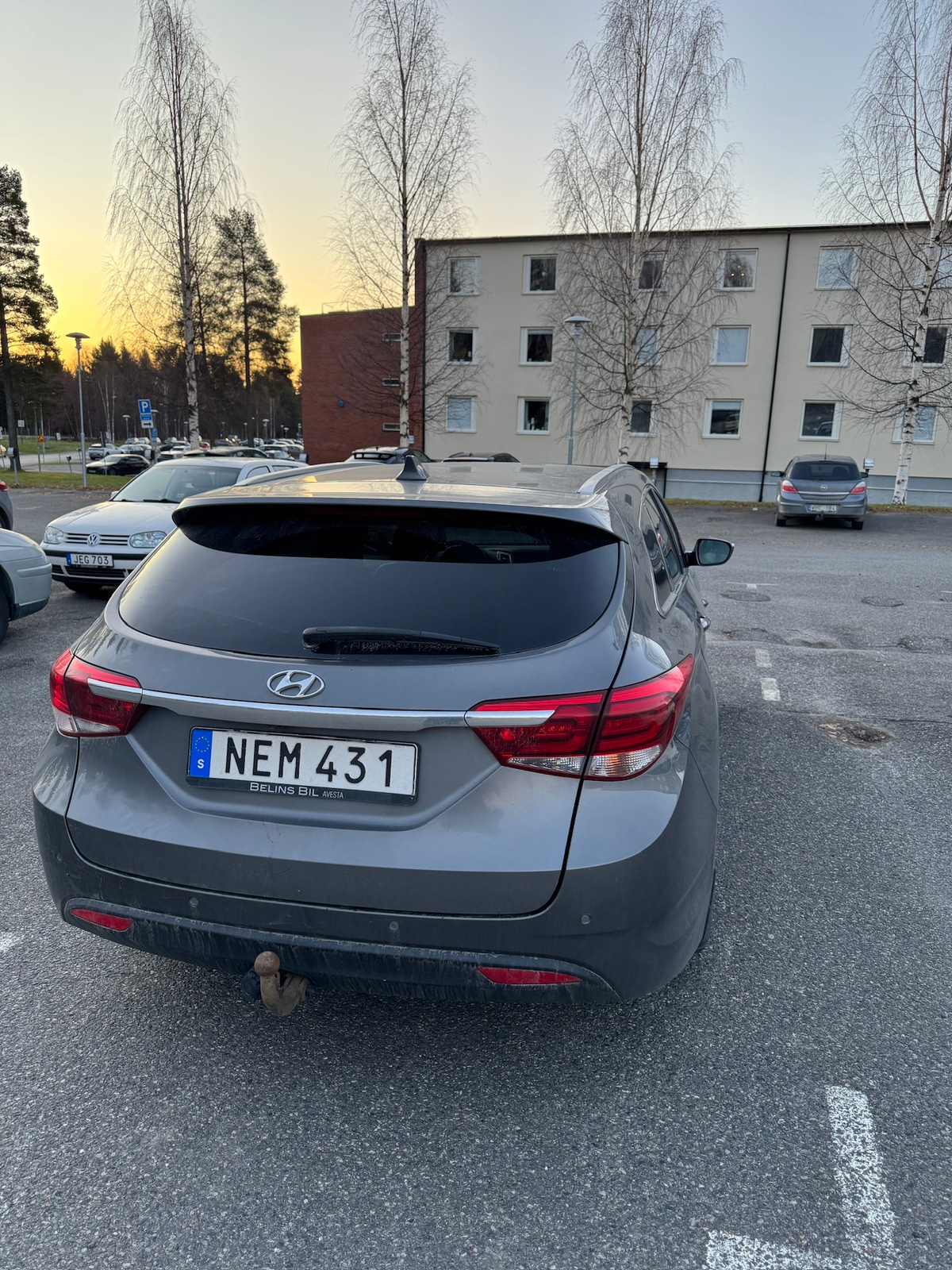 Hyundai i40 cw 1.7 CRDi DCT 2016, bild 3/7