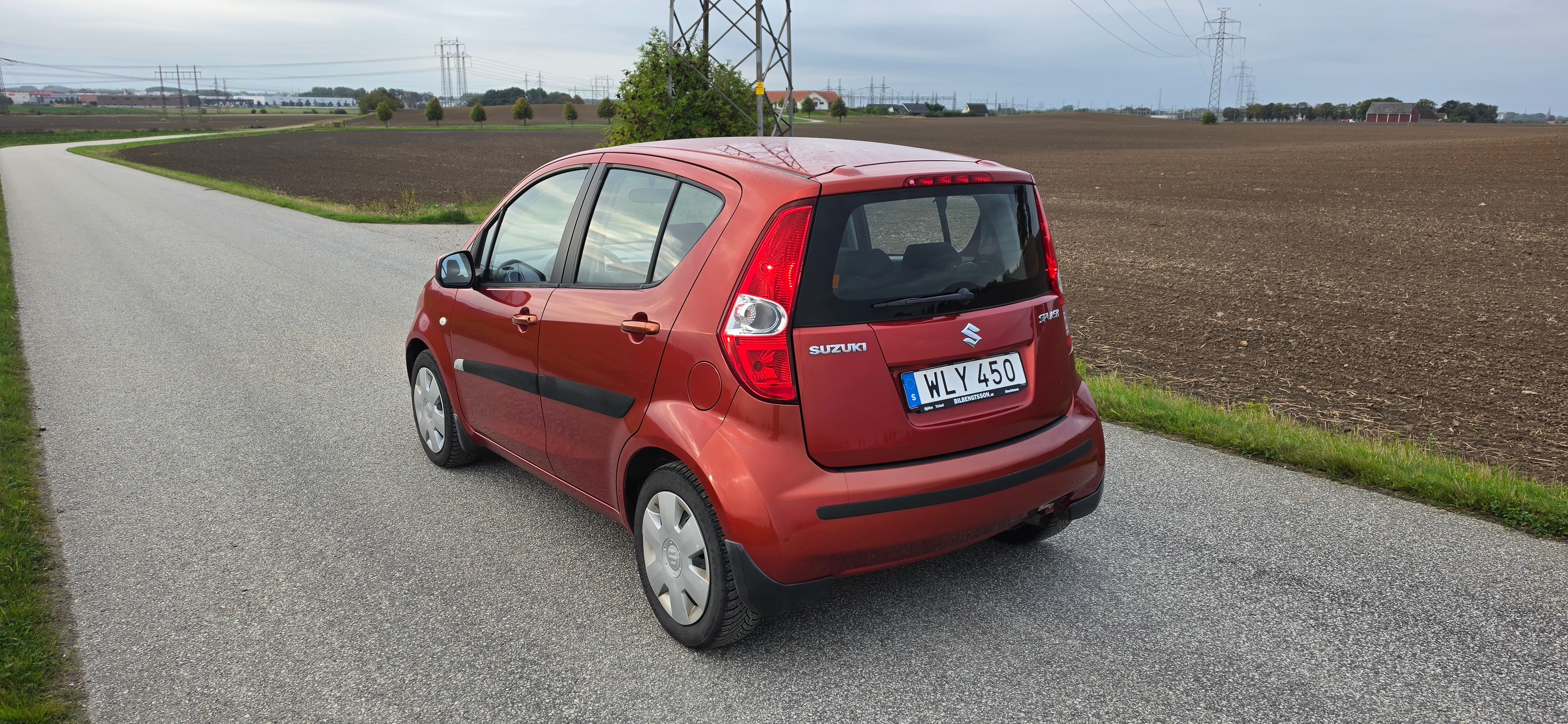 Suzuki Splash 1.0 DOHC 12V VVT Manuell 2009, bild 2/7