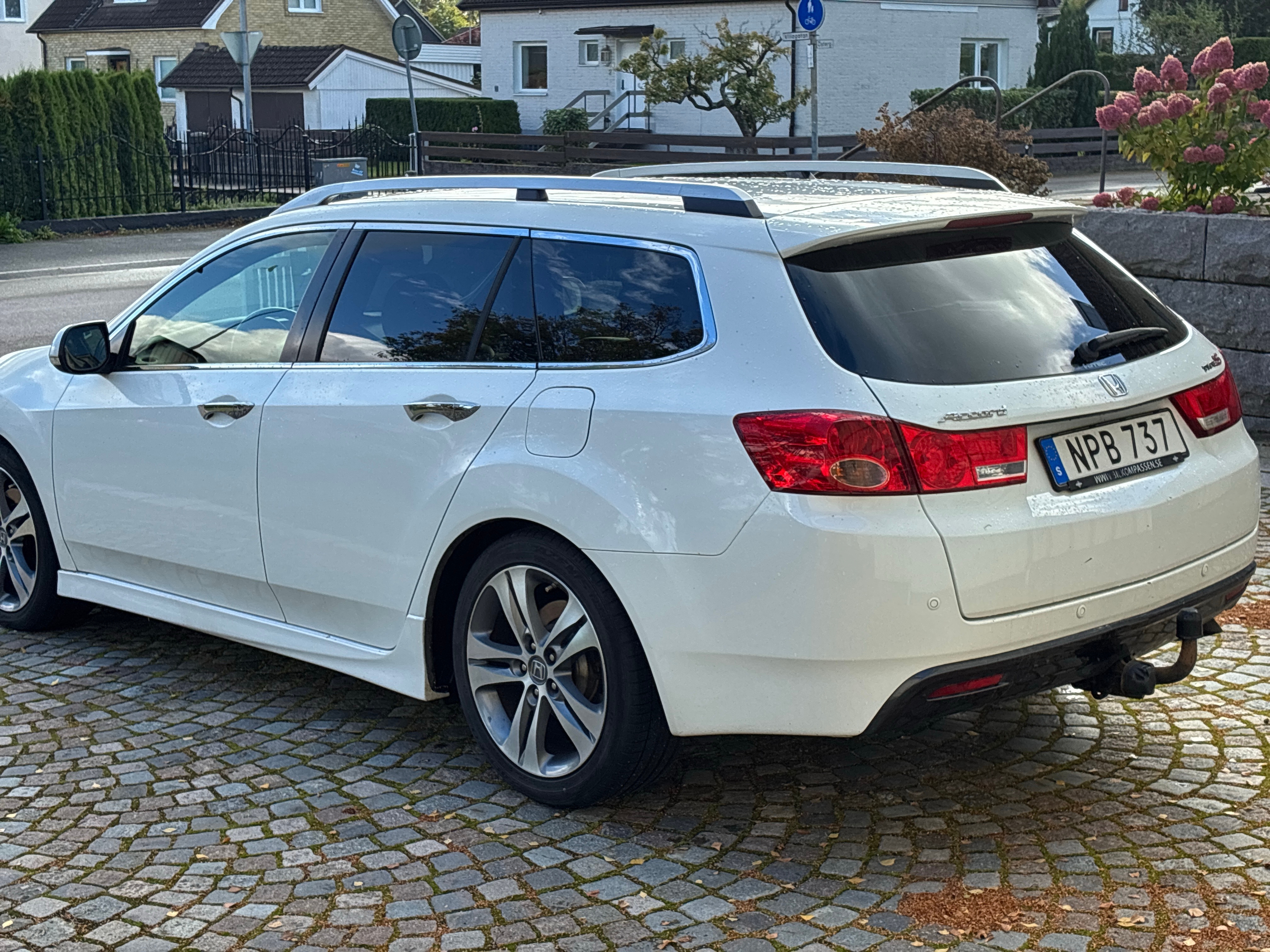 Honda Accord Tourer 2.2 i-DTEC Manuell 2014, bild 4/7
