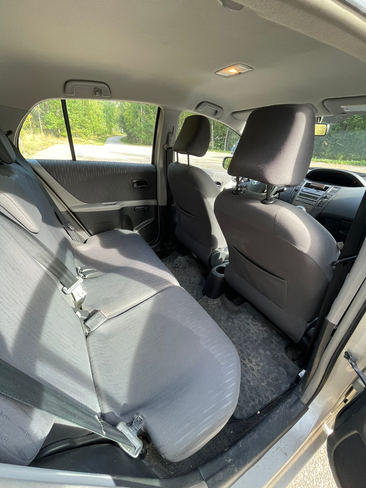 Toyota Yaris 1.33 2009, bild 7/10
