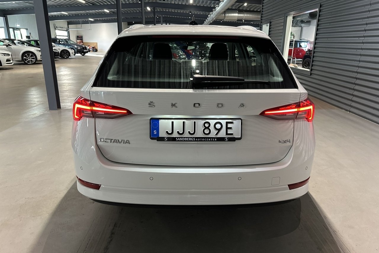 Skoda Octavia 2023, bild 5/10