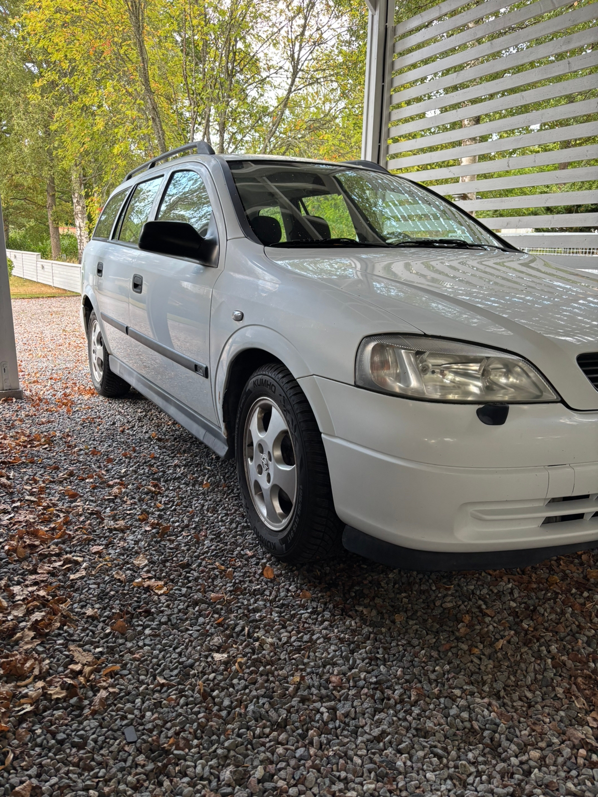 Opel Astra Caravan 1.6 Manuell 2001, bild 2/7