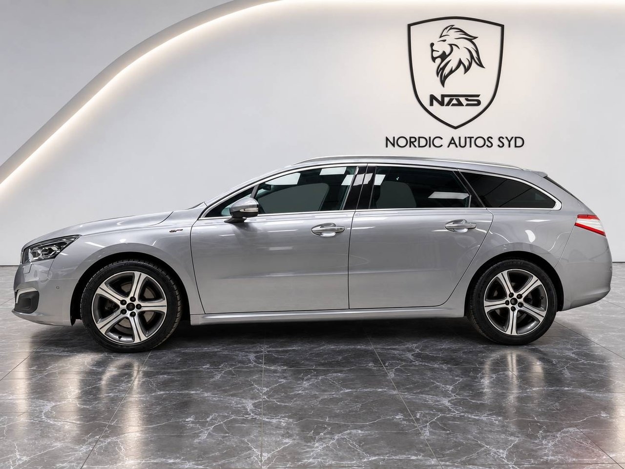 Peugeot 508 2016, kuva 2/10