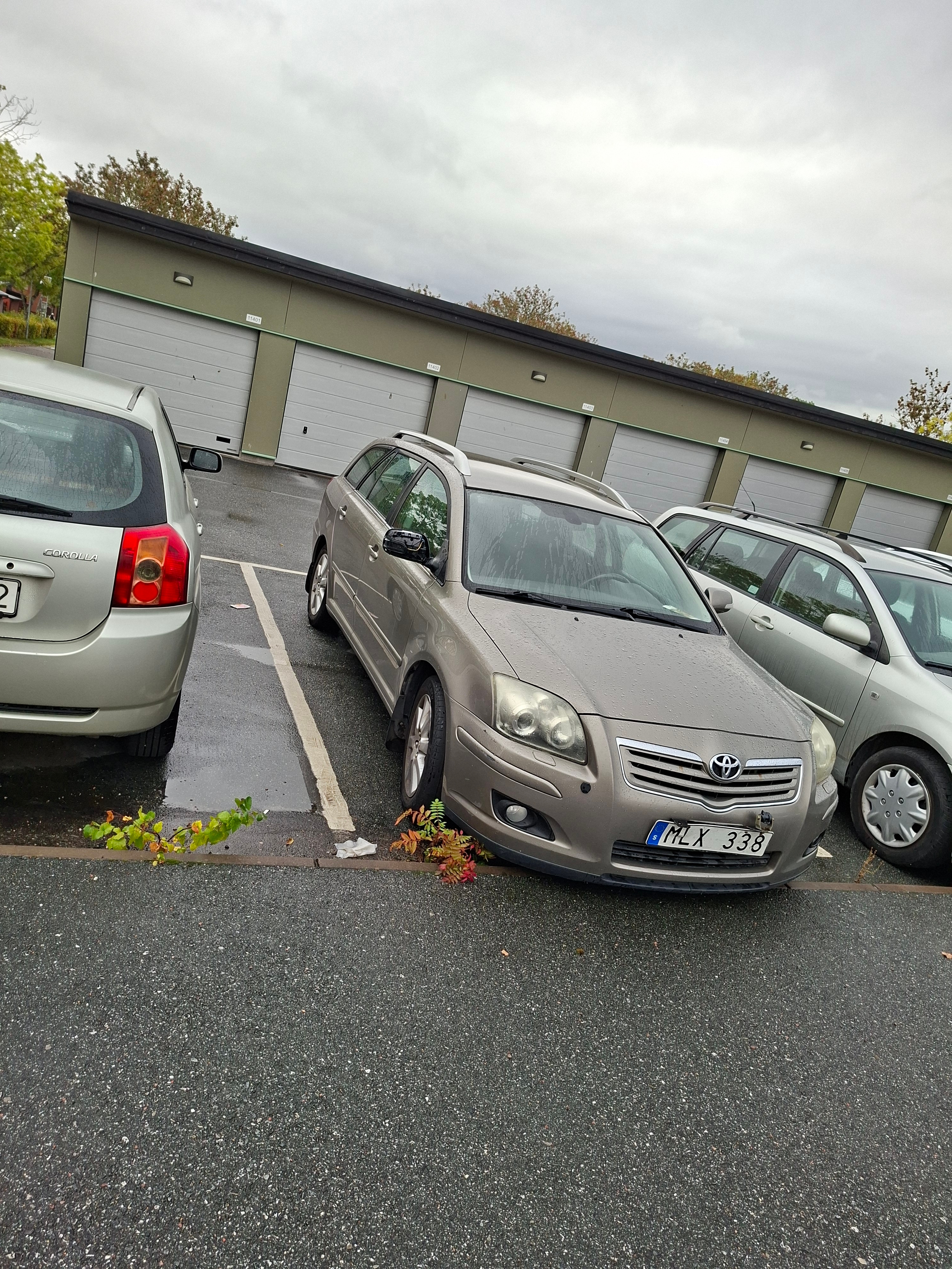 Toyota Avensis 2007, bild 3/8