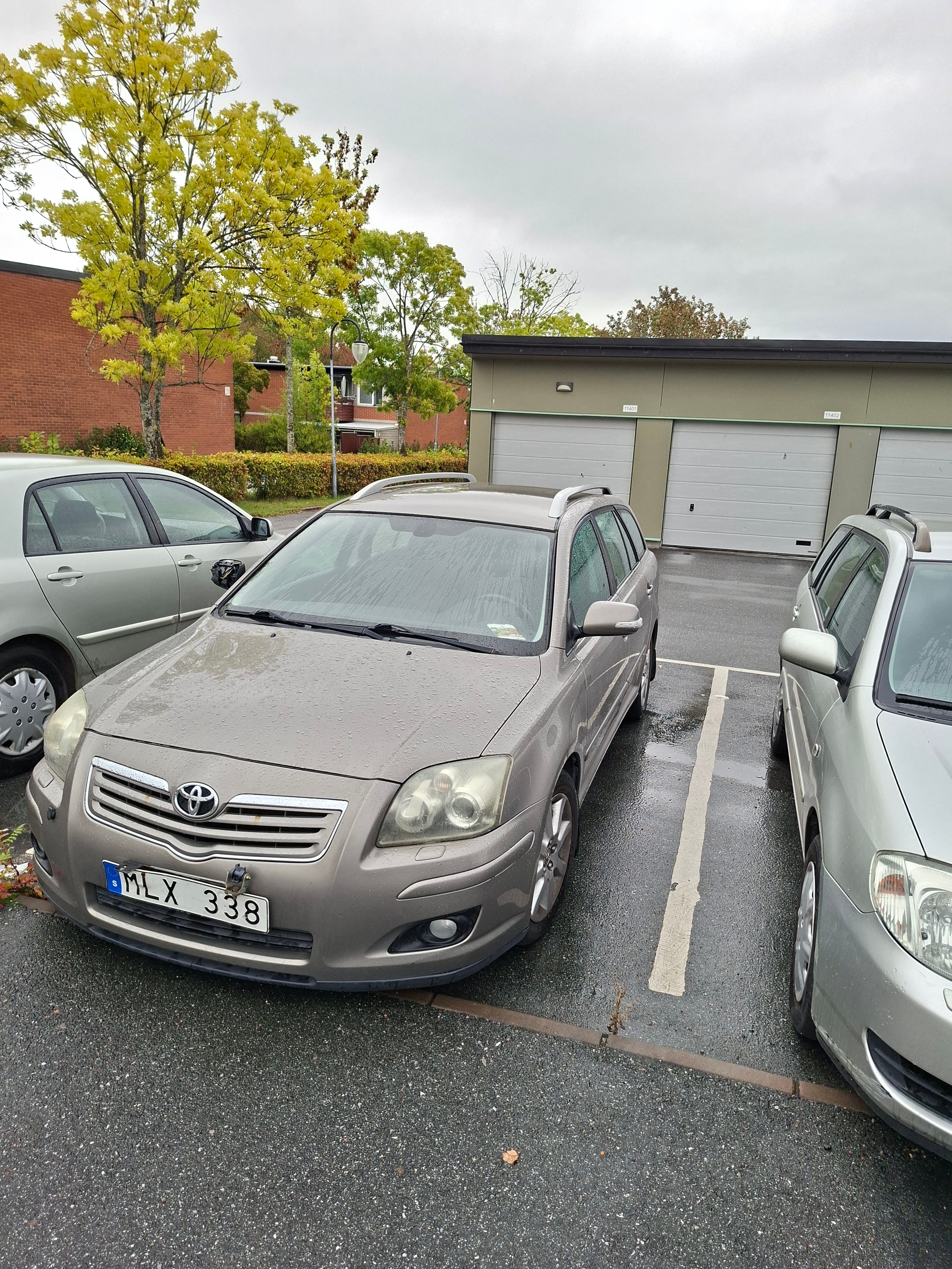 Toyota Avensis 2007, bild 2/8