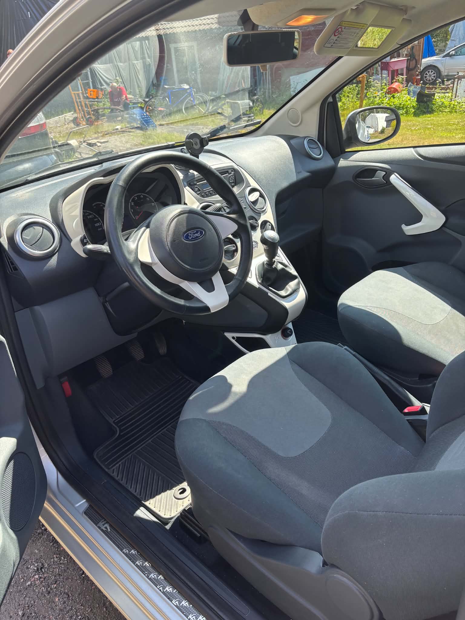 Ford Ka 1.2 Manuell 2011, bild 5/9