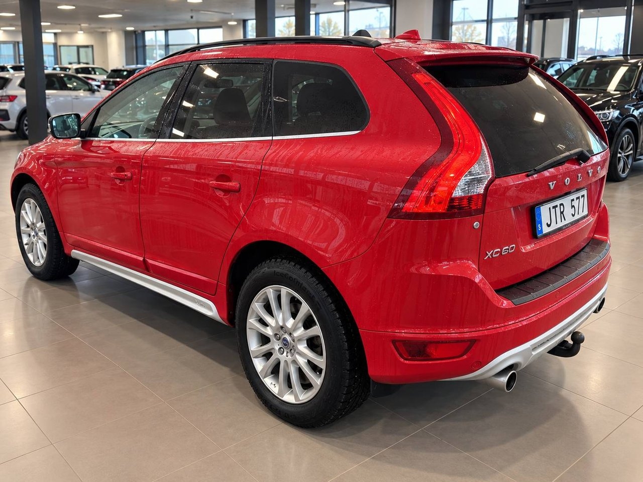 Volvo XC60 2.4D R-Design Euro 4 2010, bild 3/3